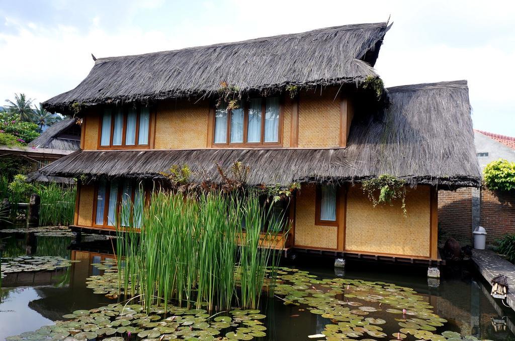 One-Bedroom Bungalow,1742914335:JPEG